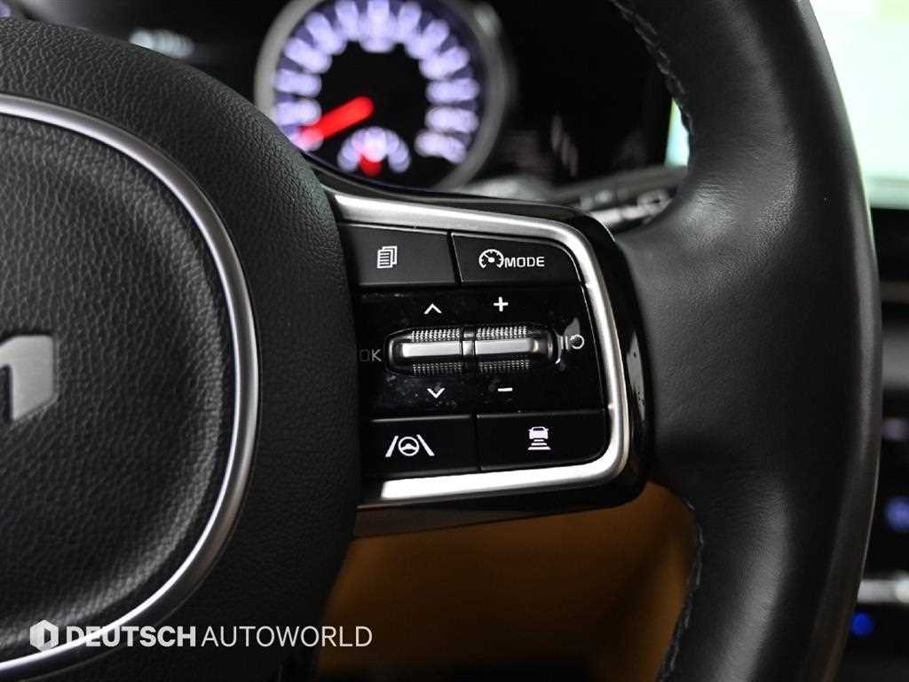Kia Carnival — photo 18
