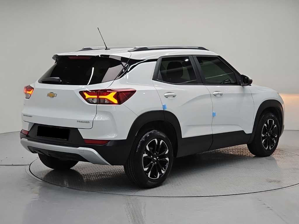 CHEVROLET Trailblazer — photo 04