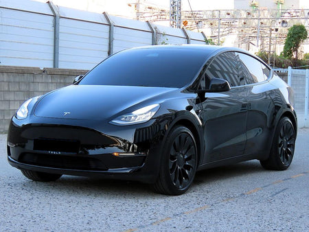 Tesla Model Y — photo 02