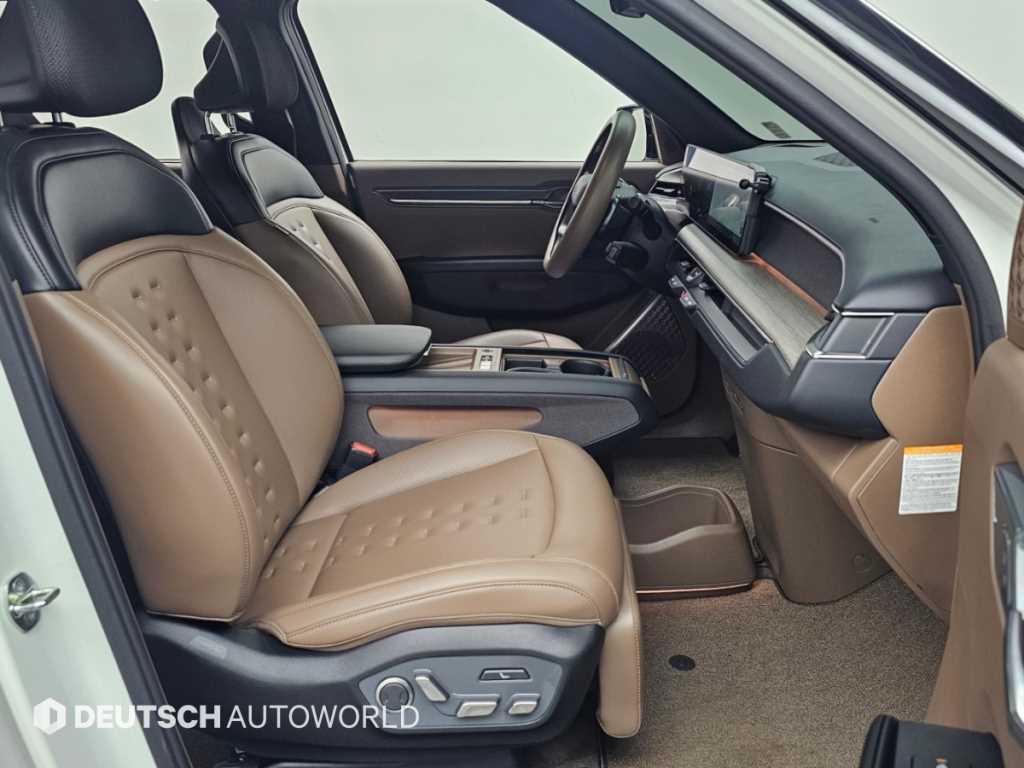 Kia EV9 — photo 10