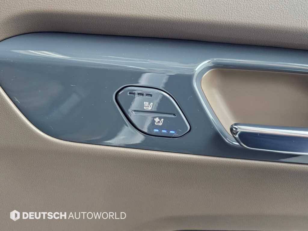 Kia EV9 — photo 16