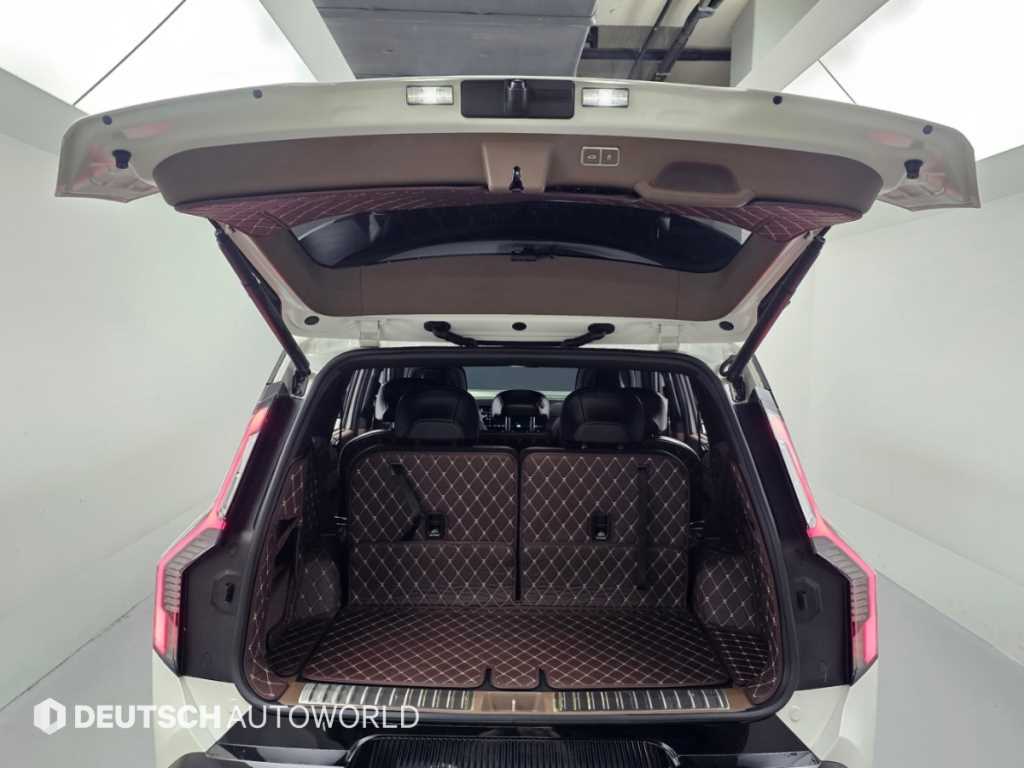 Kia EV9 — photo 19