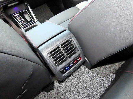 Volkswagen Golf — photo 16