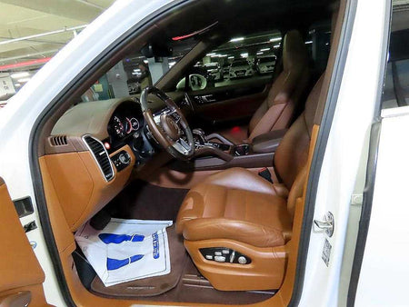 Porsche Cayenne — photo 06