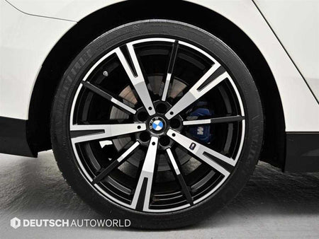 BMW 5-Series — photo 18