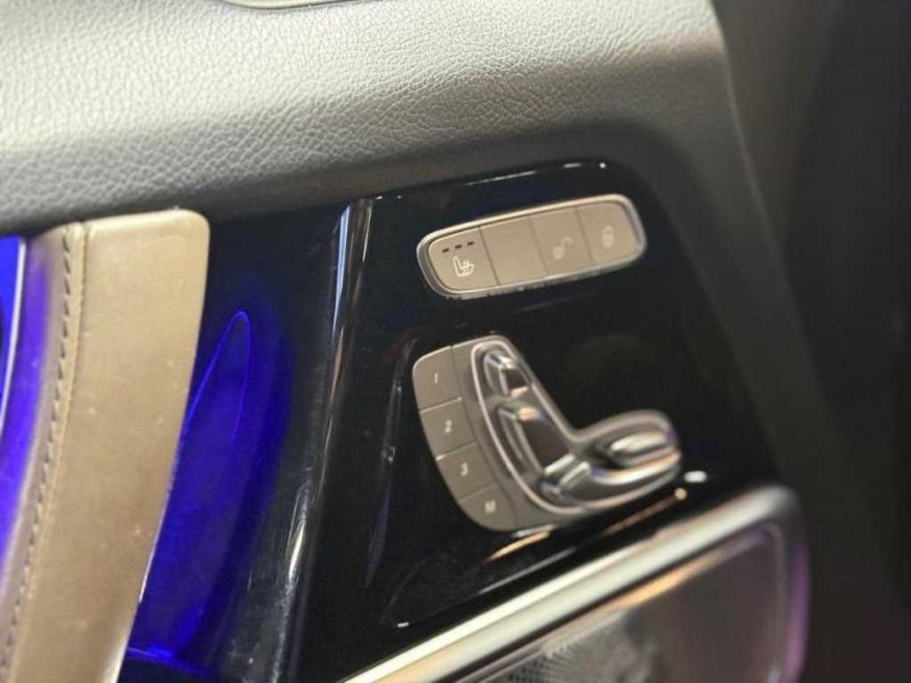 Mercedes-Benz G-Class — photo 07