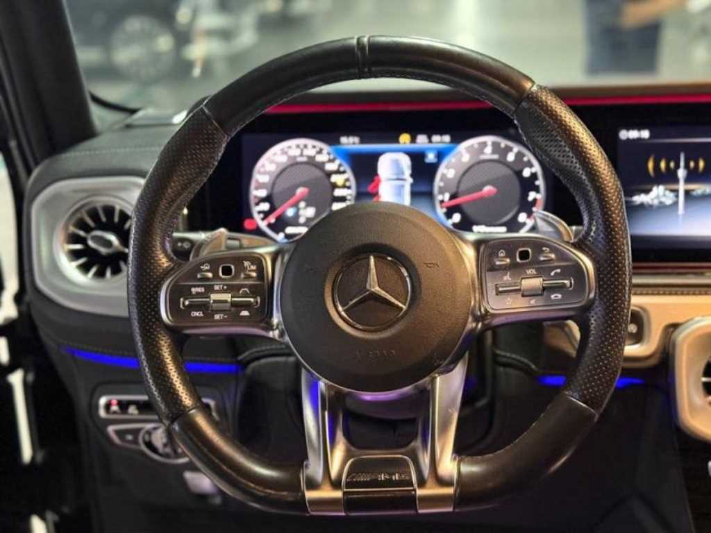 Mercedes-Benz G-Class — photo 10