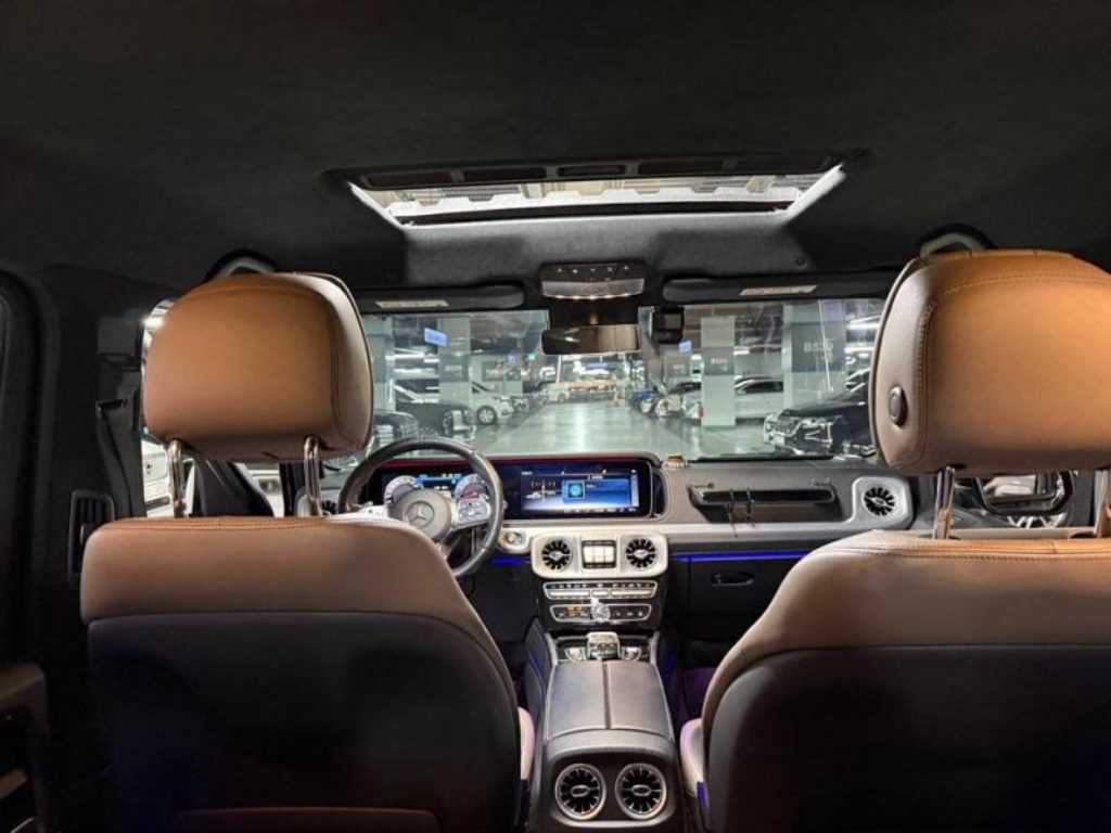 Mercedes-Benz G-Class — photo 17