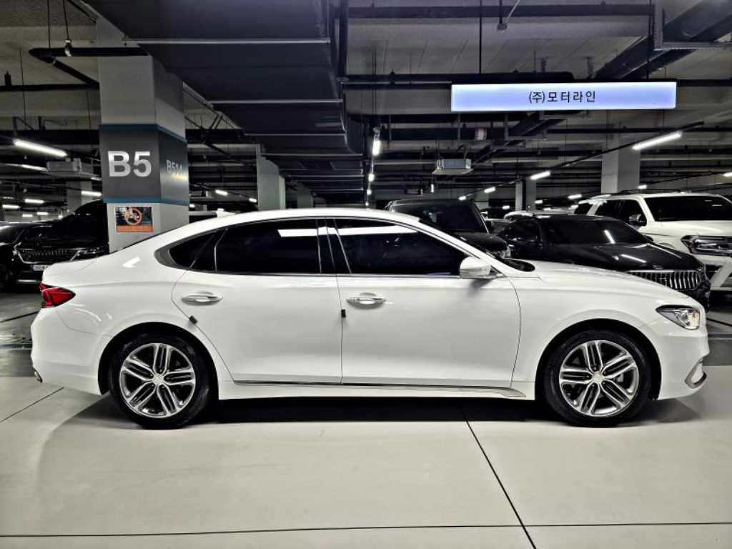 Hyundai Grandeur — photo 03