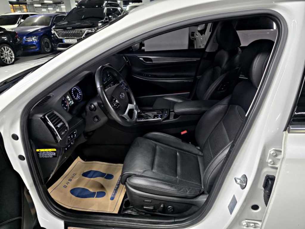 Hyundai Grandeur — photo 07