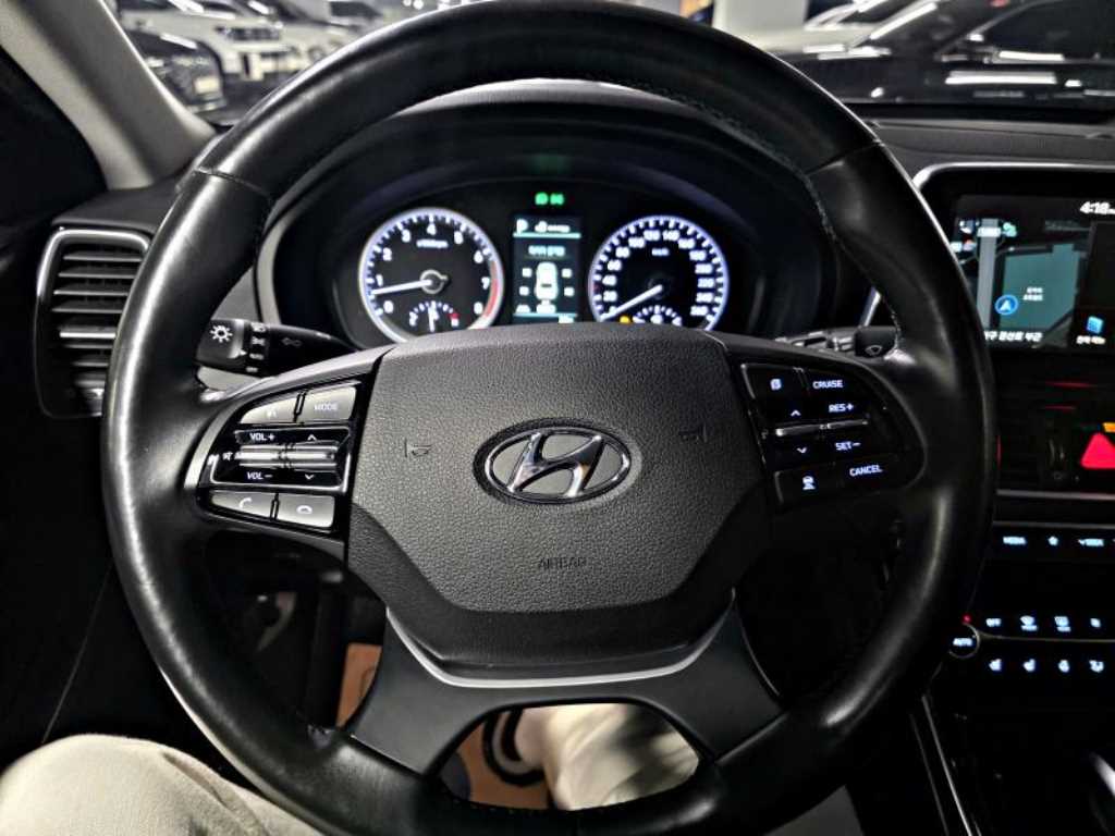 Hyundai Grandeur — photo 12