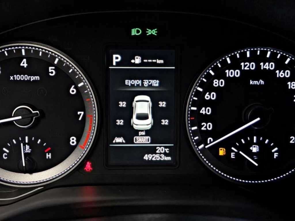 Hyundai Grandeur — photo 13