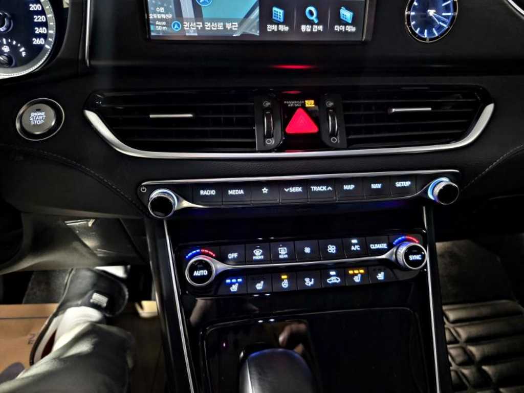Hyundai Grandeur — photo 16