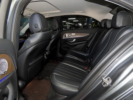 Mercedes-Benz E-Class — photo 07