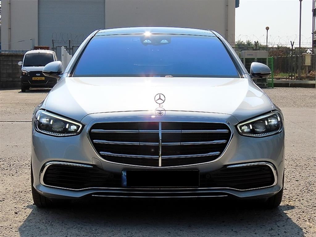 Mercedes-Benz S-Class — photo 01