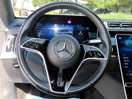 Mercedes-Benz S-Class — photo 08