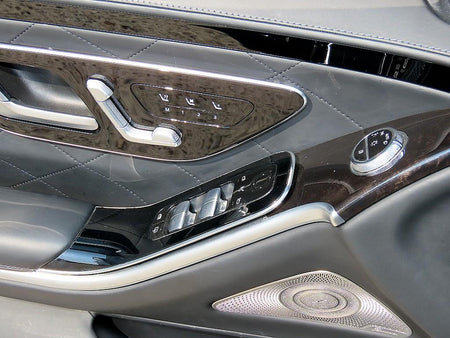 Mercedes-Benz S-Class — photo 12