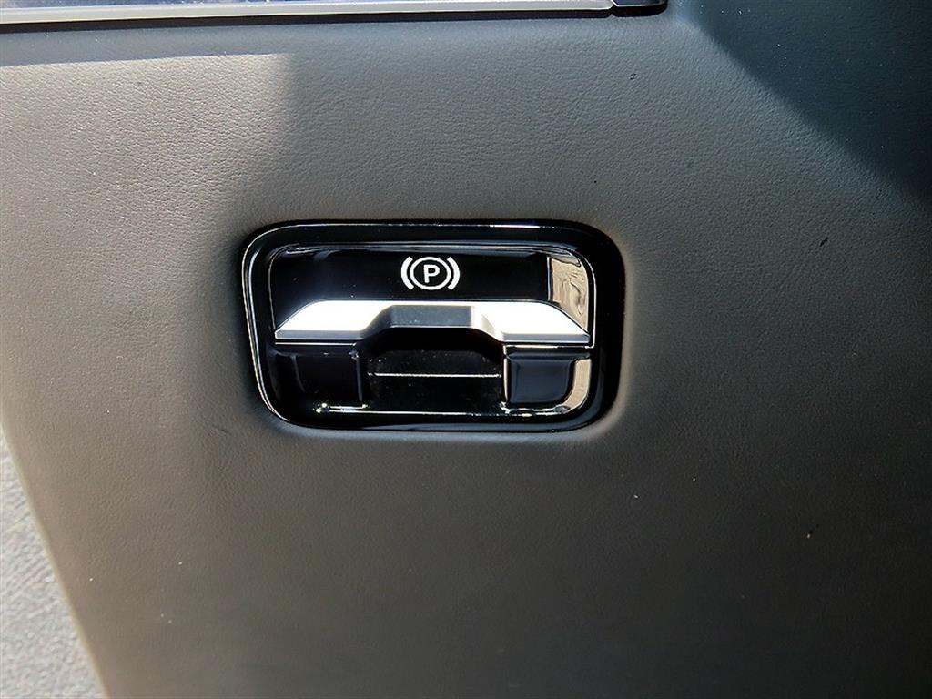 Mercedes-Benz S-Class — photo 13