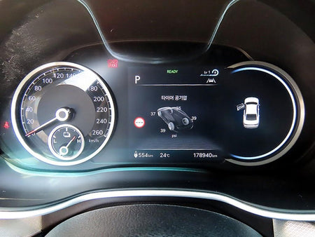 Genesis G80 — photo 09