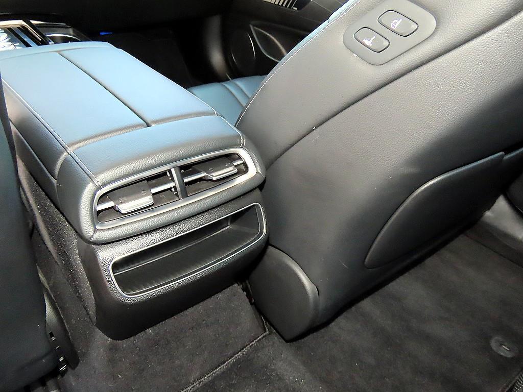 Genesis G80 — photo 15