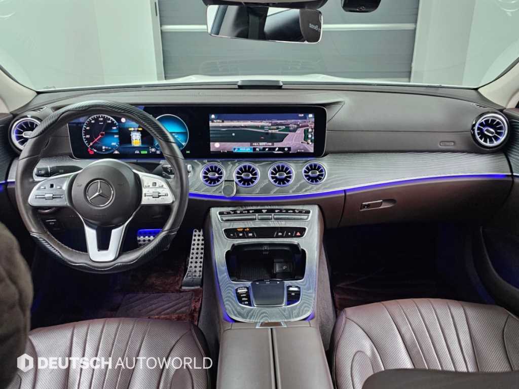Mercedes-Benz CLS-Class — photo 07