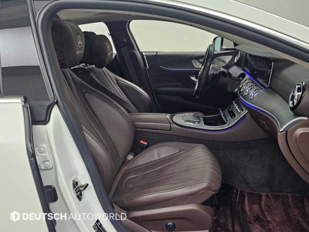 Mercedes-Benz CLS-Class — photo 10