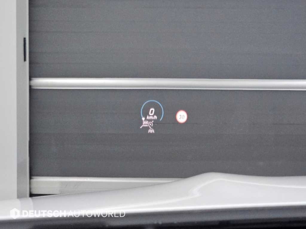 Mercedes-Benz CLS-Class — photo 17