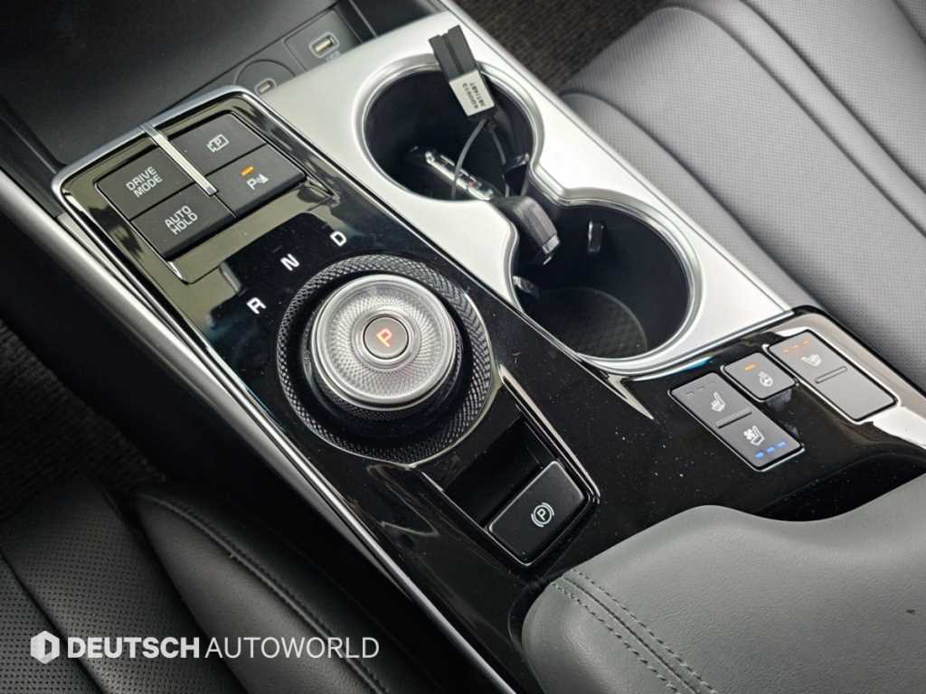 Kia K8 — photo 09
