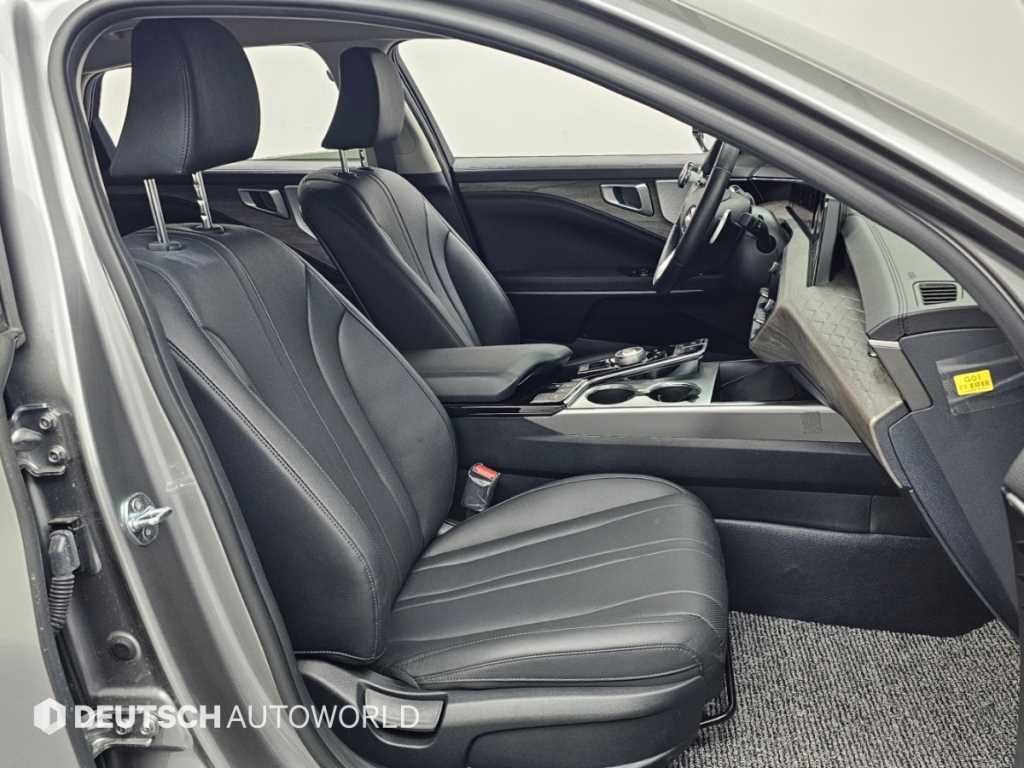 Kia K8 — photo 10