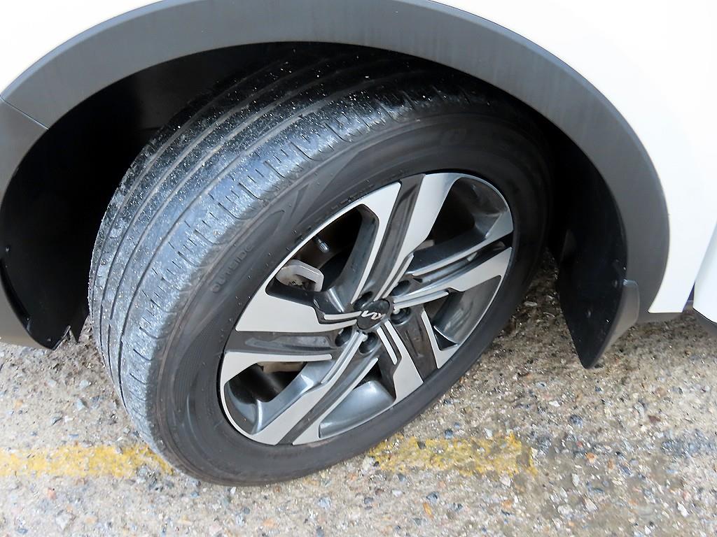 Kia Sorento — photo 20