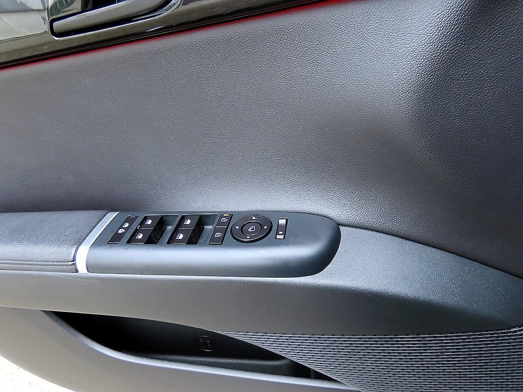 Hyundai Grandeur — photo 11