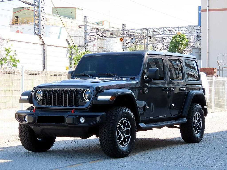 Jeep Wrangler — photo 01