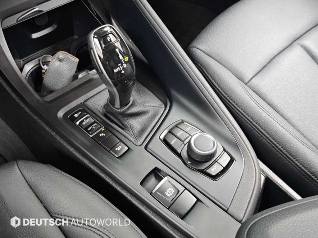 BMW X1 — photo 09