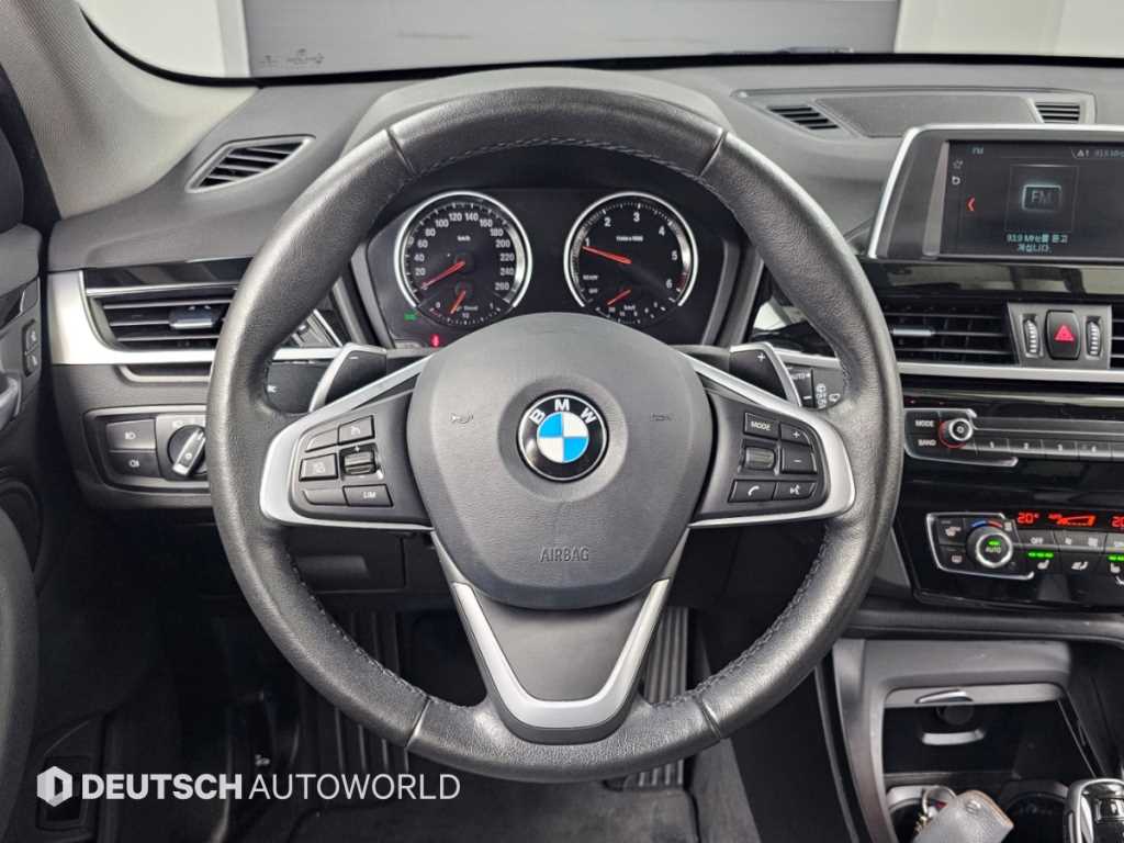 BMW X1 — photo 13