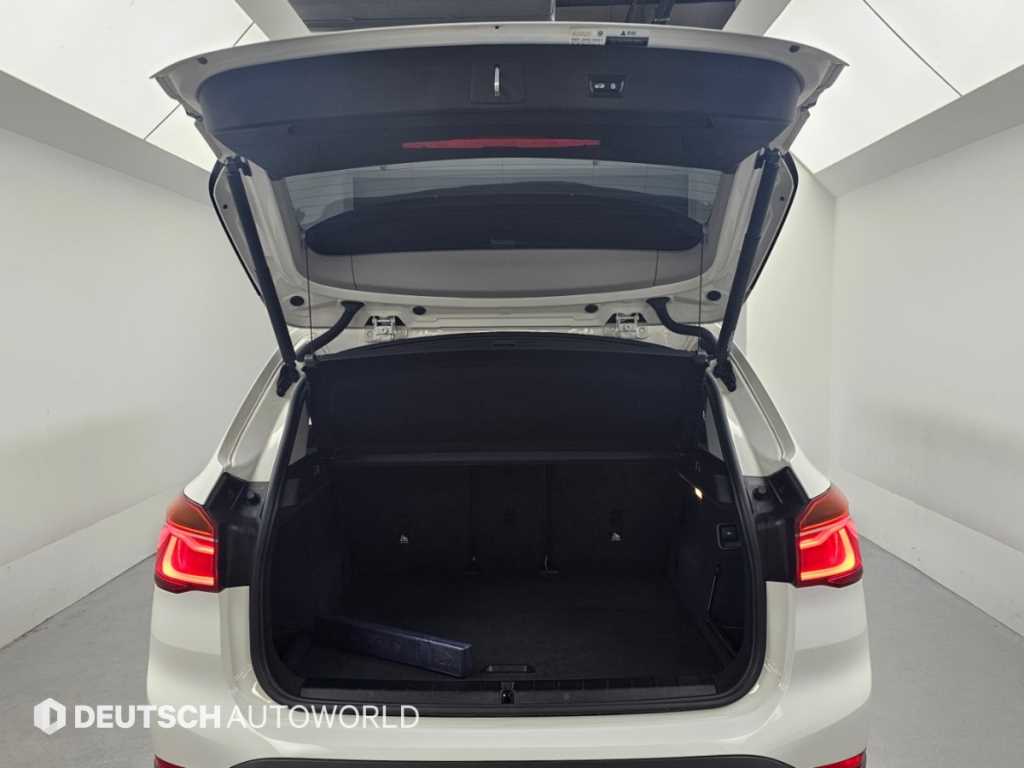 BMW X1 — photo 19