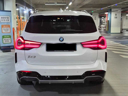 BMW iX3 — photo 05