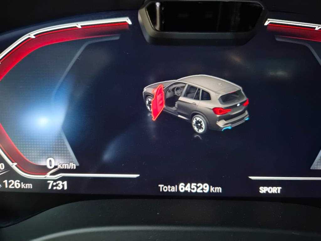 BMW iX3 — photo 09
