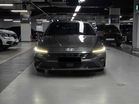 Hyundai Avante — photo 02