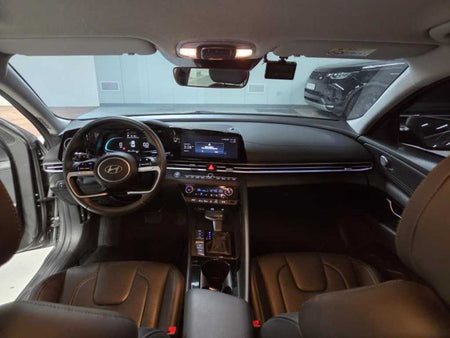 Hyundai Avante — photo 10