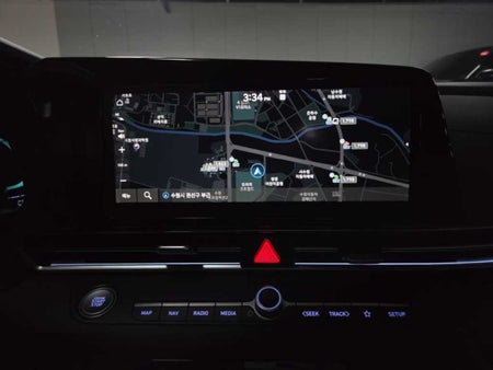 Hyundai Avante — photo 19