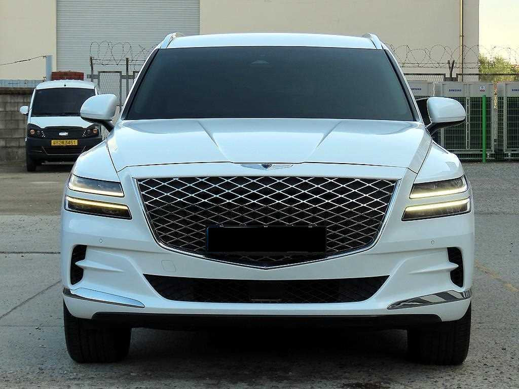 Genesis GV80 — photo 02