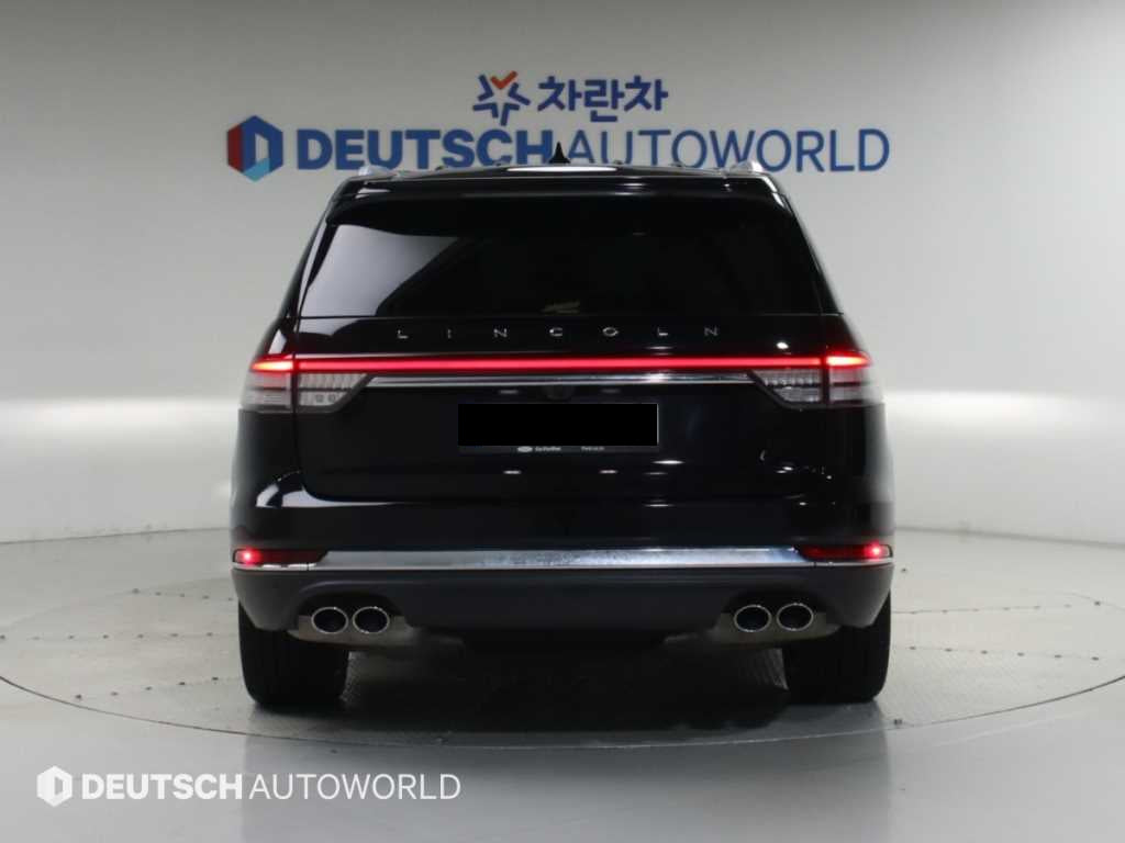 Lincoln Aviator — photo 04
