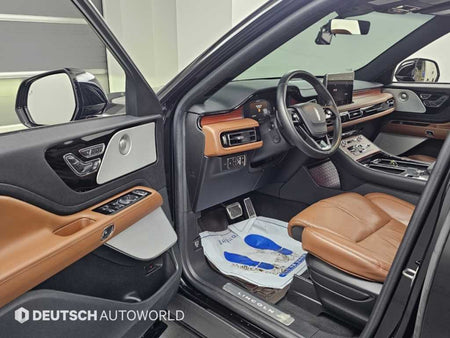 Lincoln Aviator — photo 11