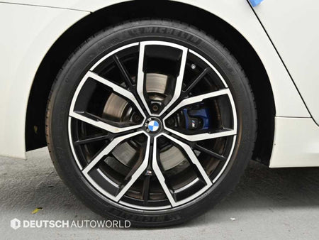 BMW 5-Series — photo 05