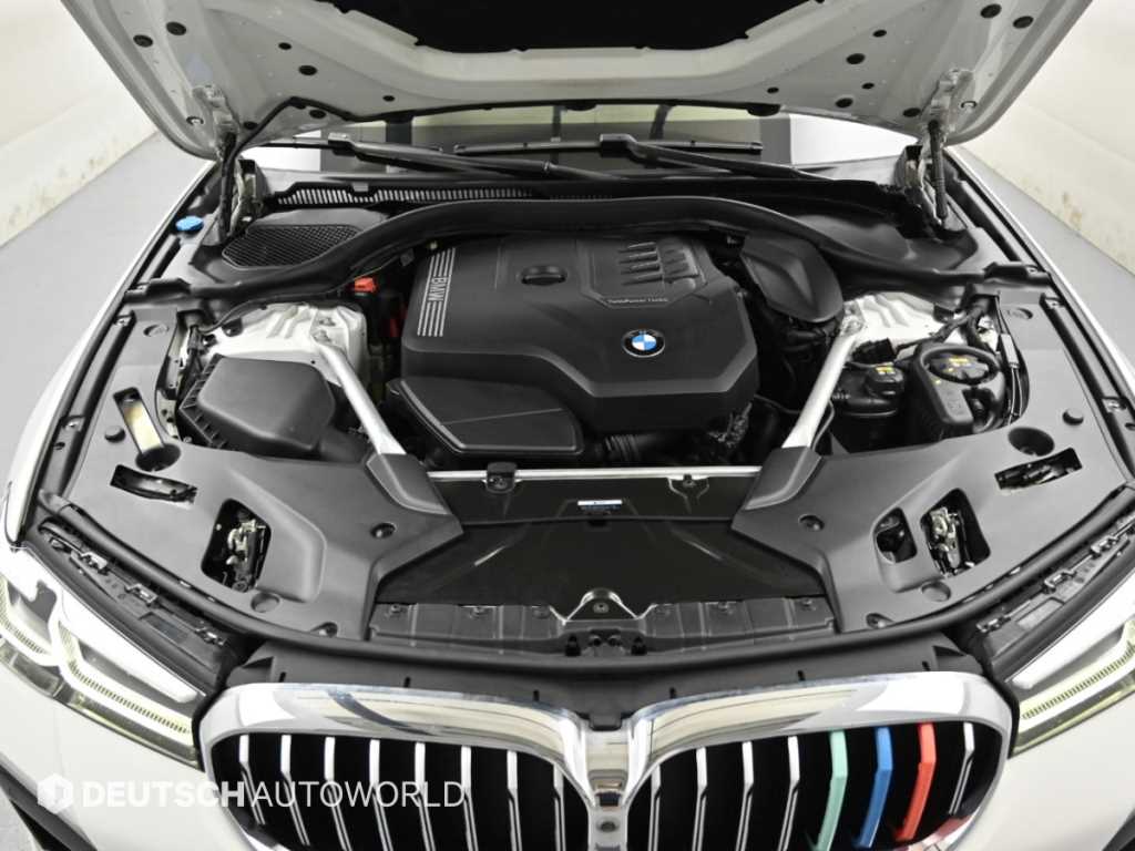 BMW 5-Series — photo 06