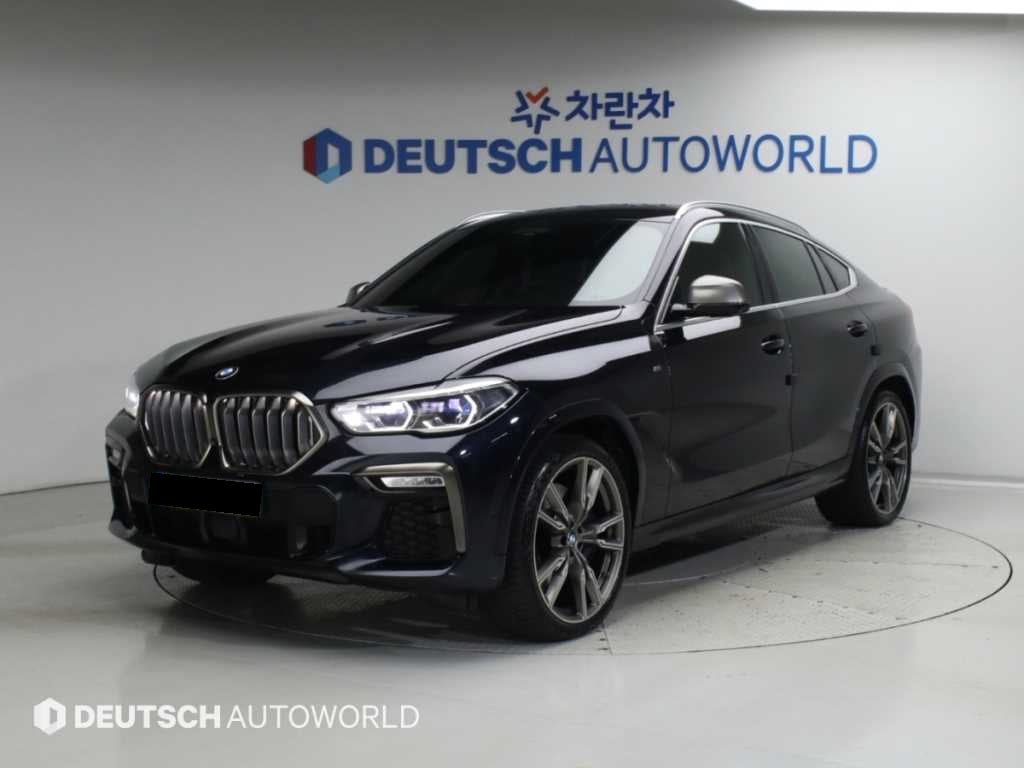 BMW X6 — photo 01