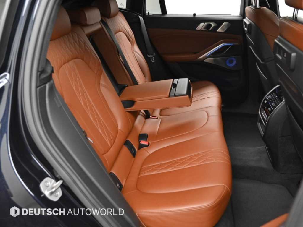 BMW X6 — photo 12