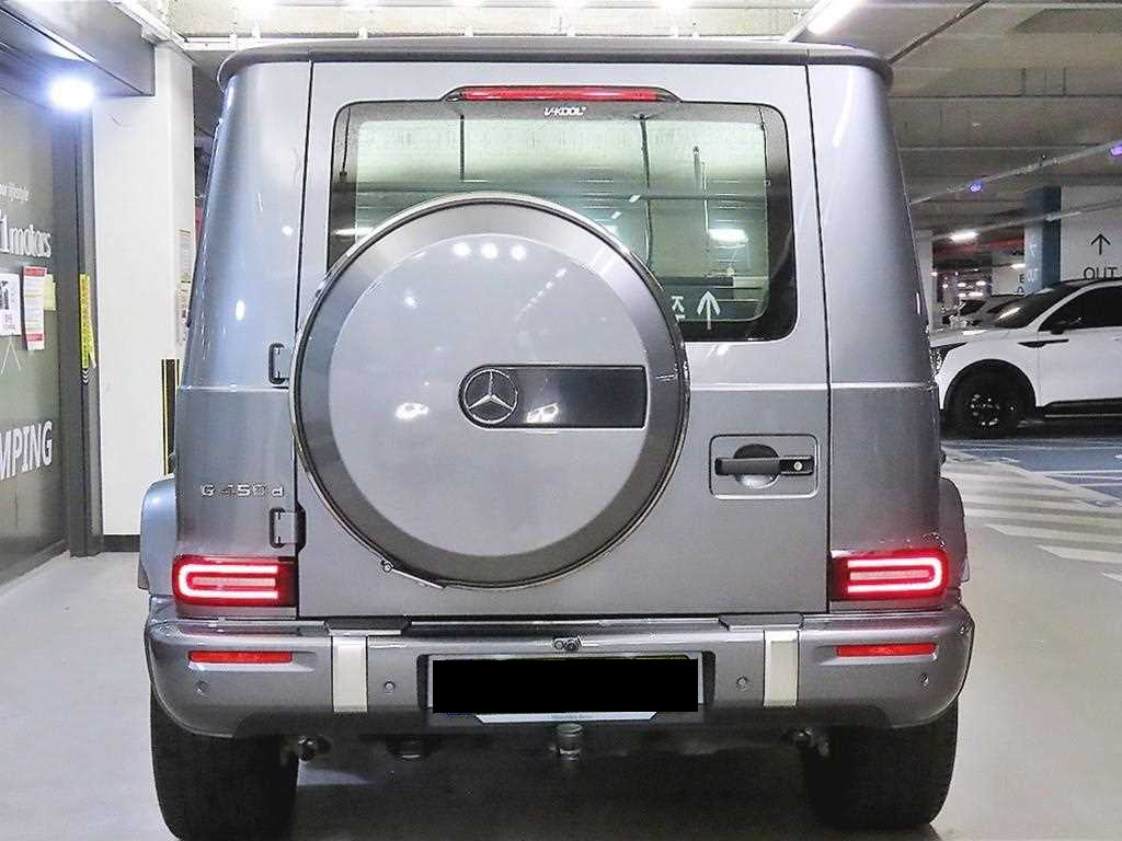 Mercedes-Benz G-Class — photo 05