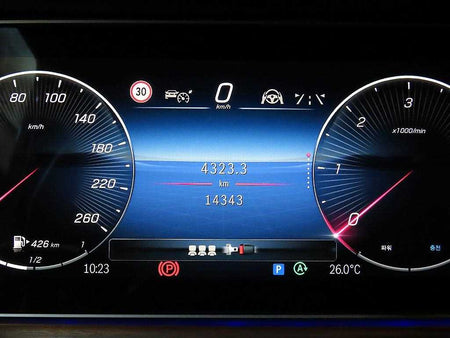 Mercedes-Benz G-Class — photo 09
