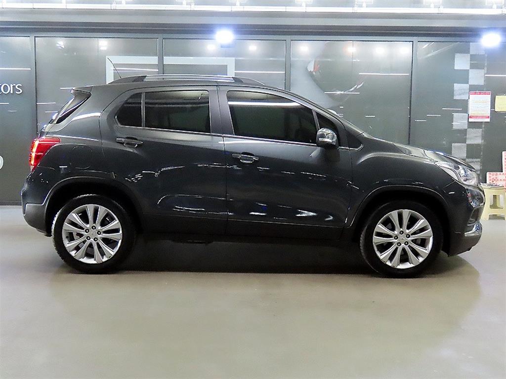CHEVROLET Trax — photo 03
